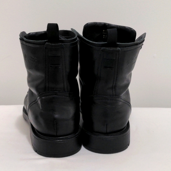 Waterproof lace up boots - Picture 3 of 10